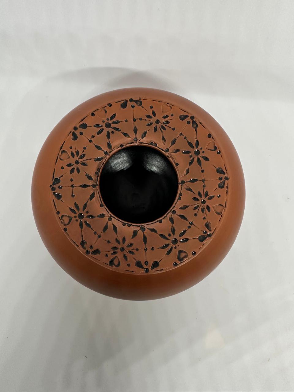 Small thrown vessel 1