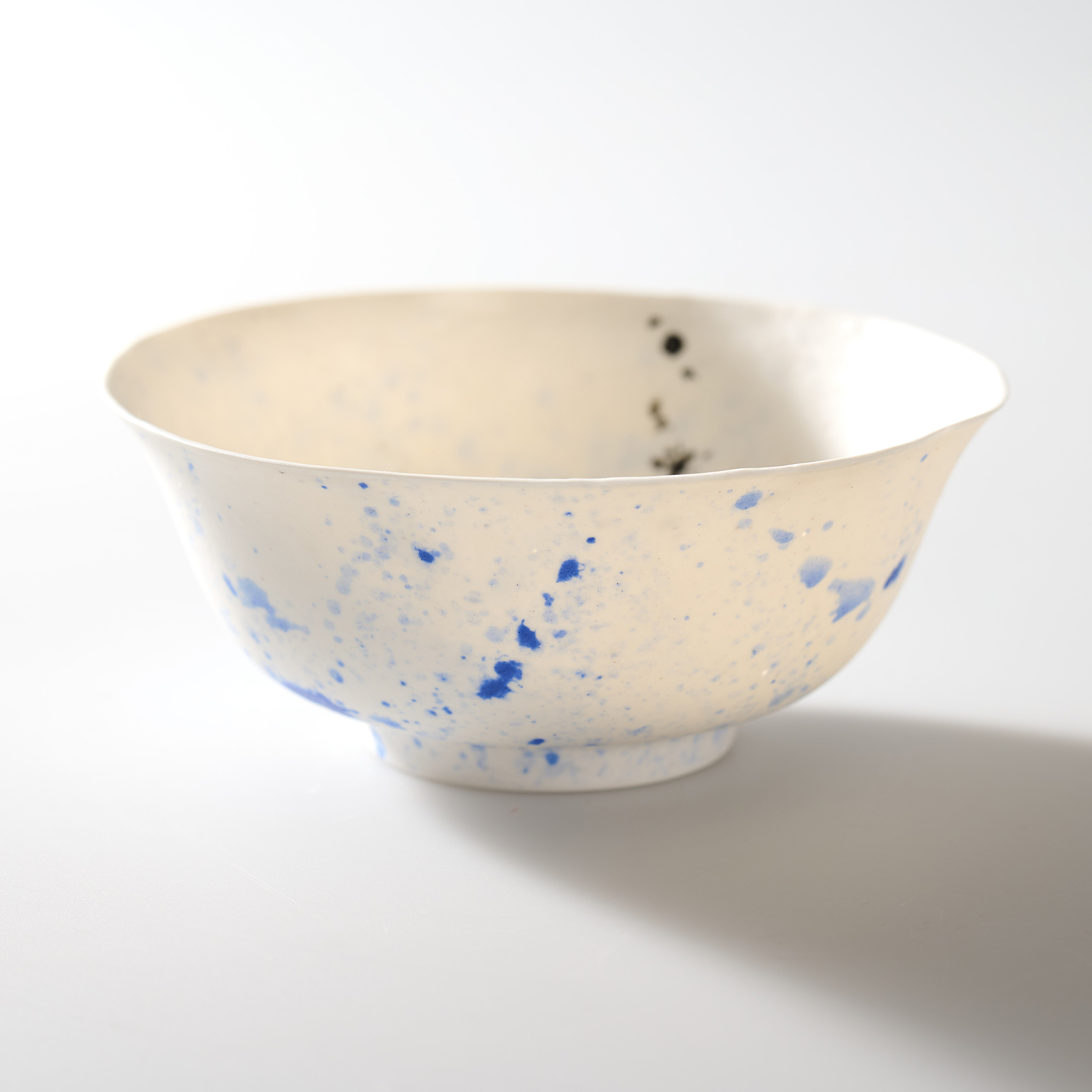 Translucent Ode to Ming